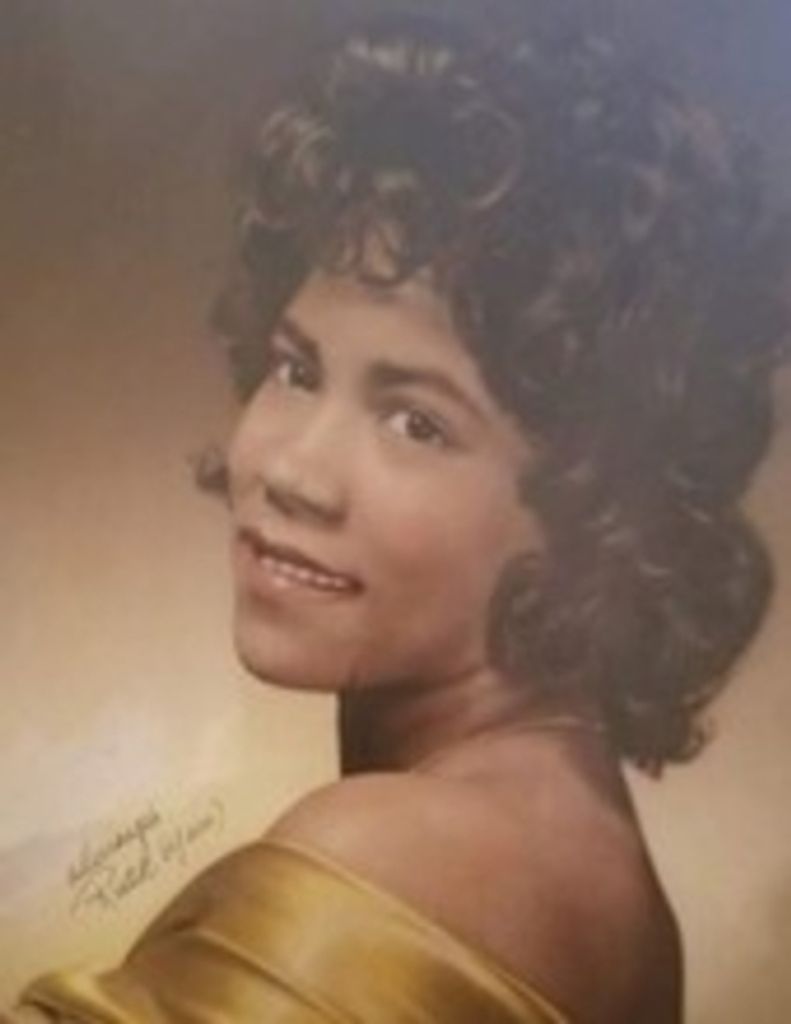 Geraldine Narrone Profile Photo