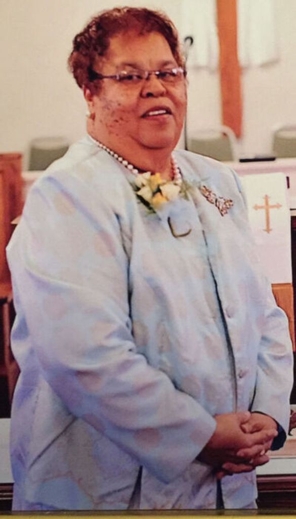 Mrs Lillian Leeper Profile Photo