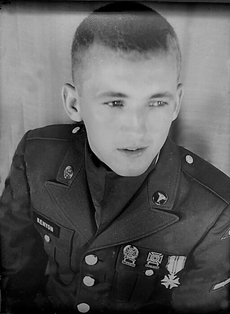 Jerry Kenyon  Sr.