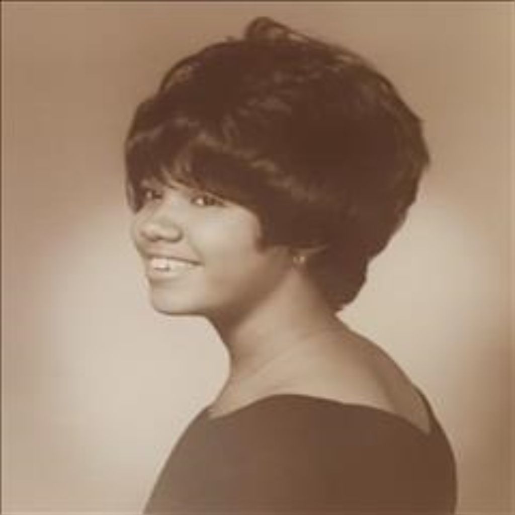 Carolyn Renea Cooper