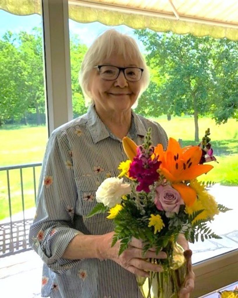 Anna Lee Harris Profile Photo