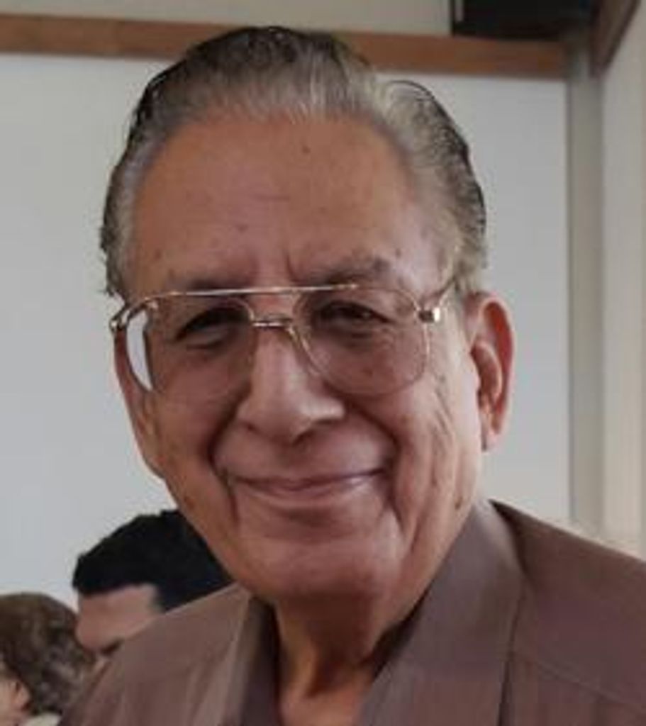 Bernardo Hernandez Jr. Profile Photo