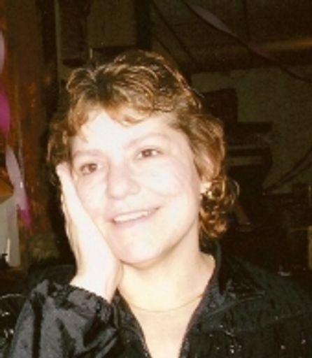 Tracy Lynn Sromalla Profile Photo