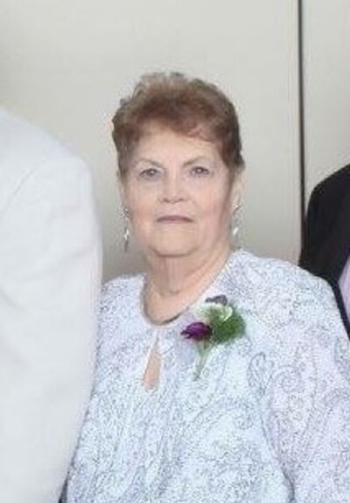 Elizabeth (Betsy) Ann Axmear Profile Photo