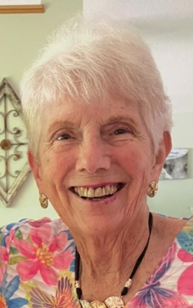 Maxine Neumann Profile Photo