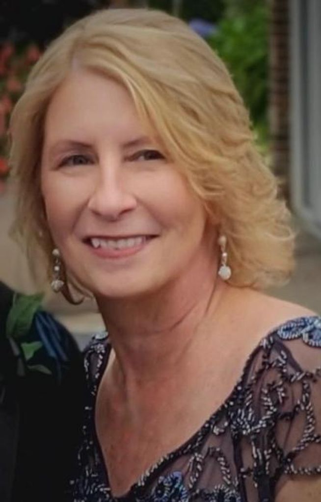 Elizabeth "Liz" Houghton