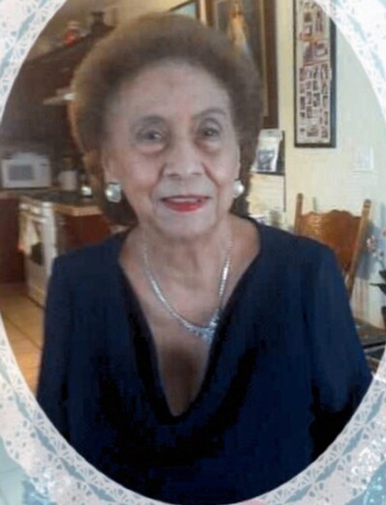Esperanza Leal Bazan