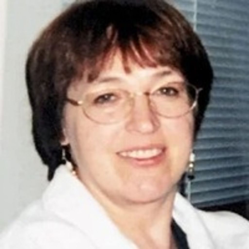 Ernestine Joyce "Joy" Roehr