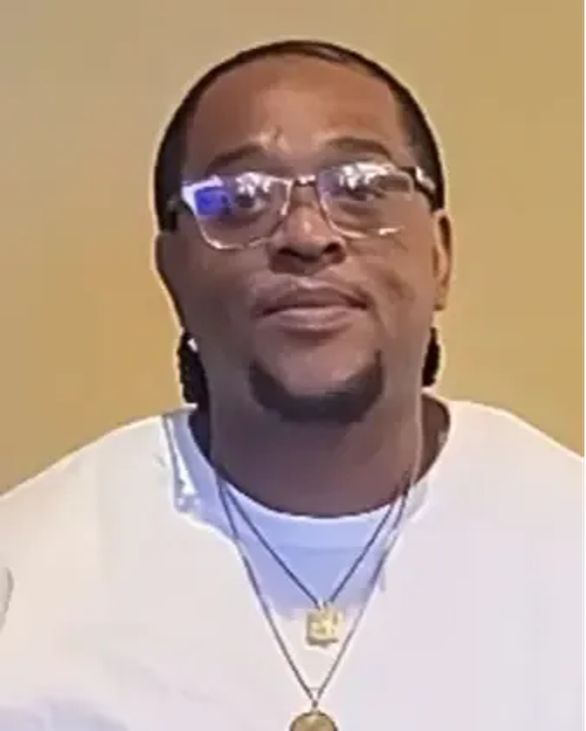 O'Donnis King Garland