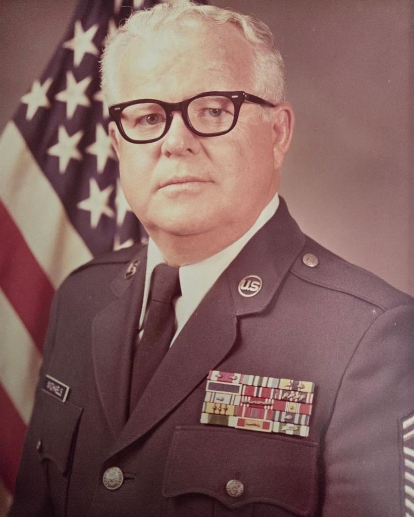 Leslie August Michaels