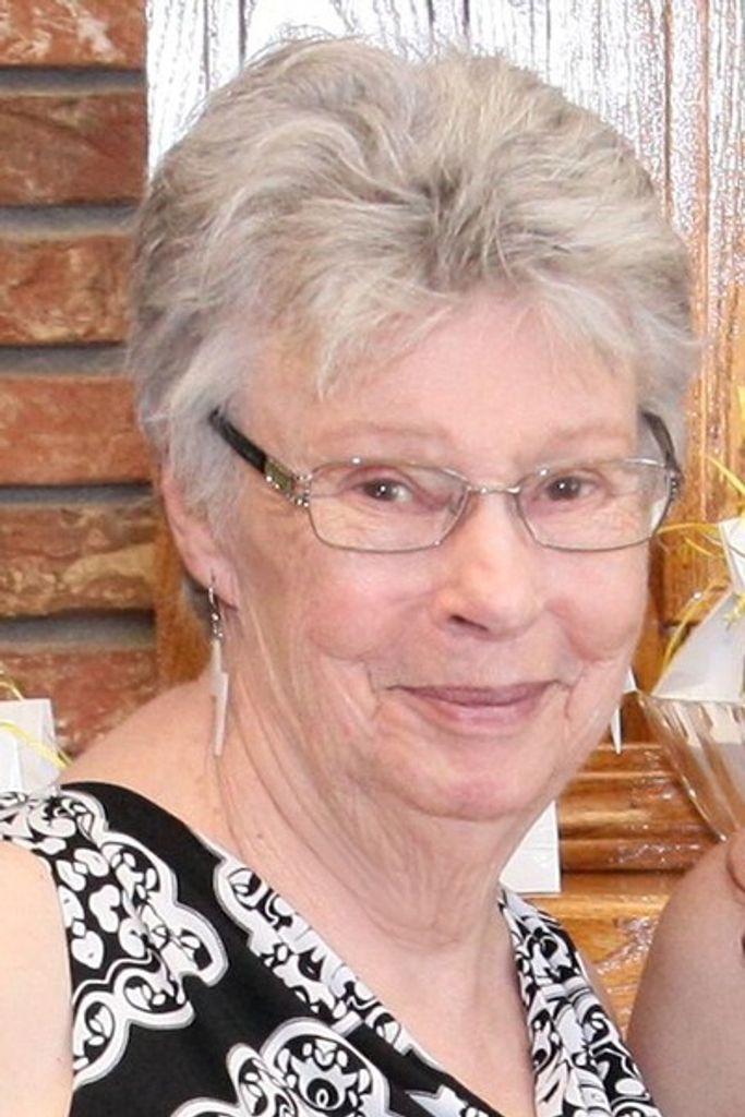 Melissia "Mitzi" Wood Profile Photo