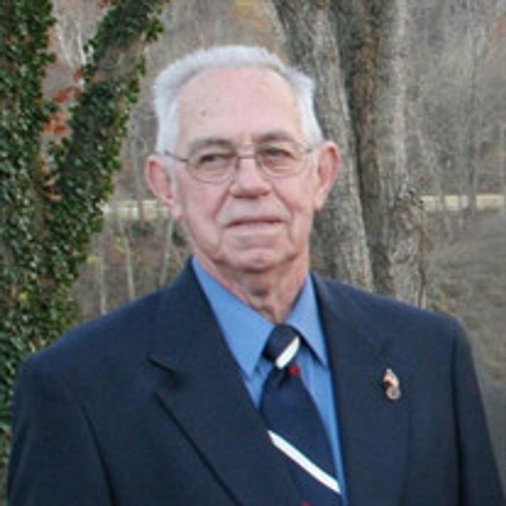 Robert Summers