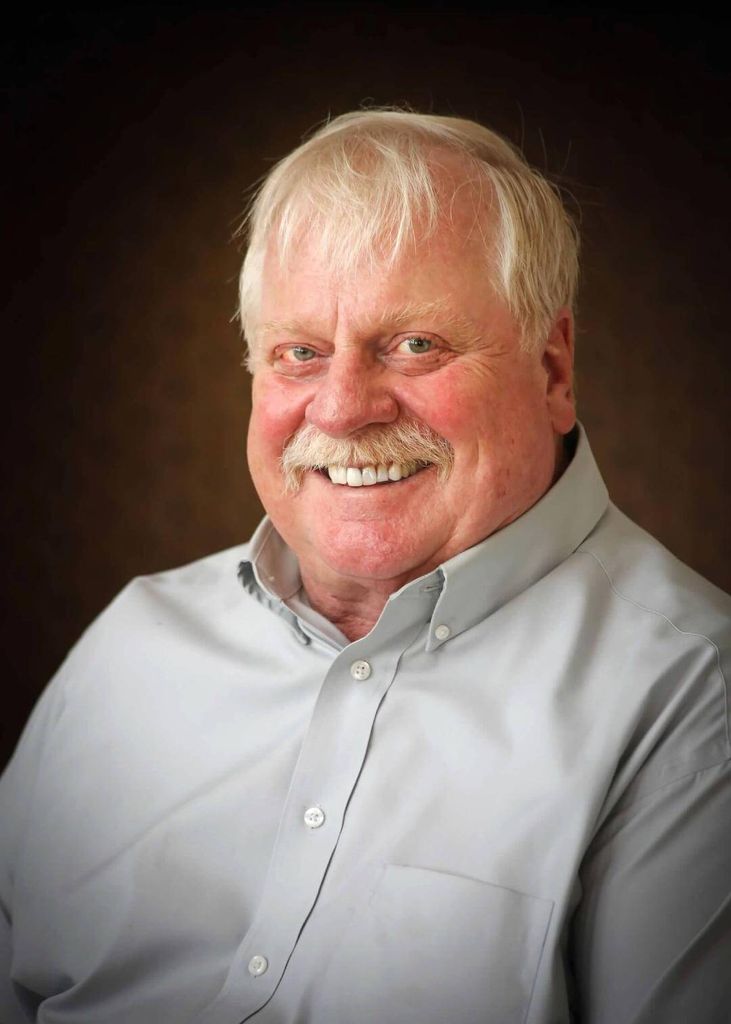 Darrell  Dean May