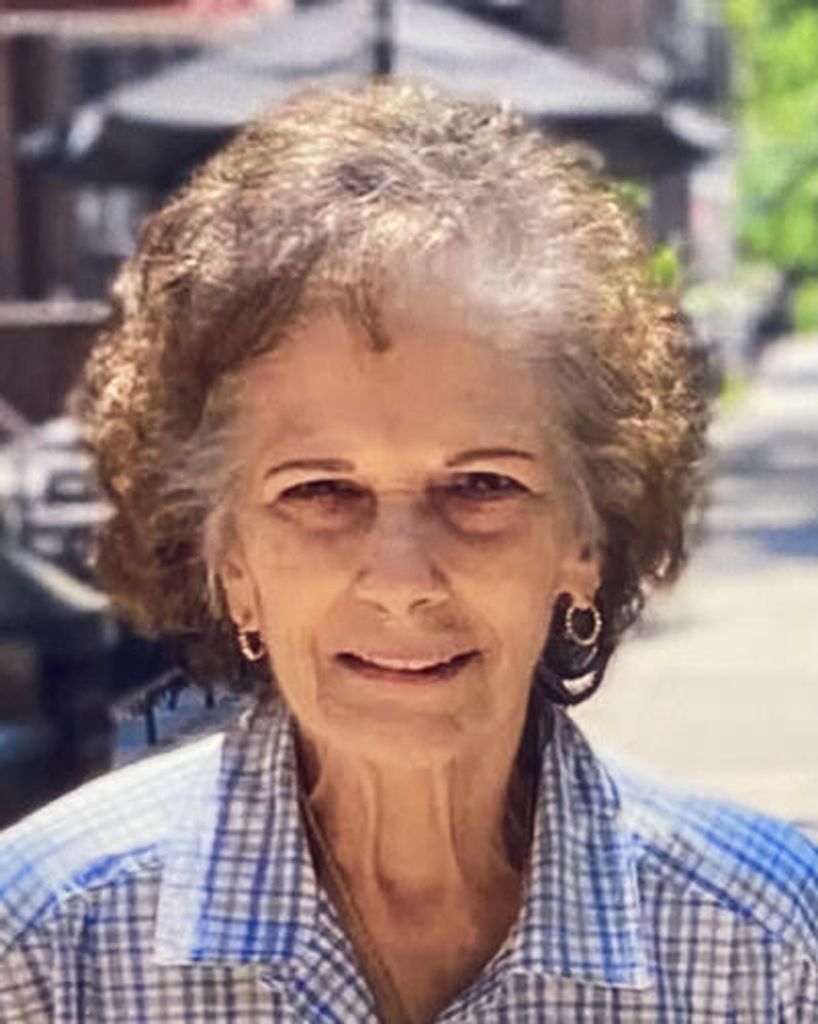 Marie Rose Dockery Profile Photo