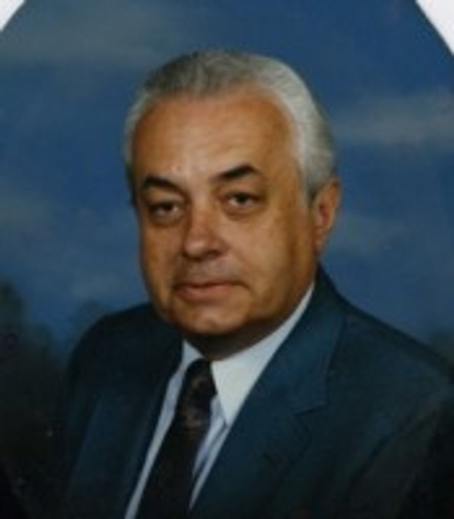 Mr.  Dennis Walter Owen,, 71  Jr.