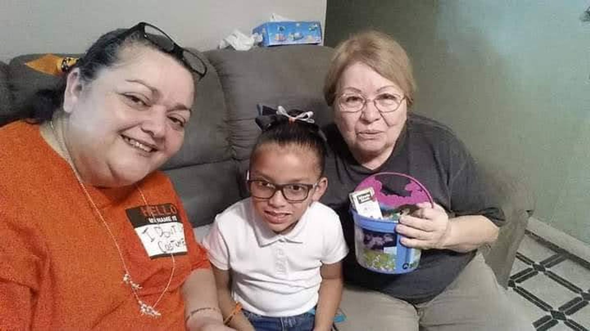 Eva Ybarra Martinez photo gallery image 3 of 3