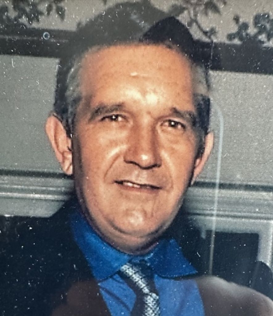 Thomas Carpenter Westin Profile Photo