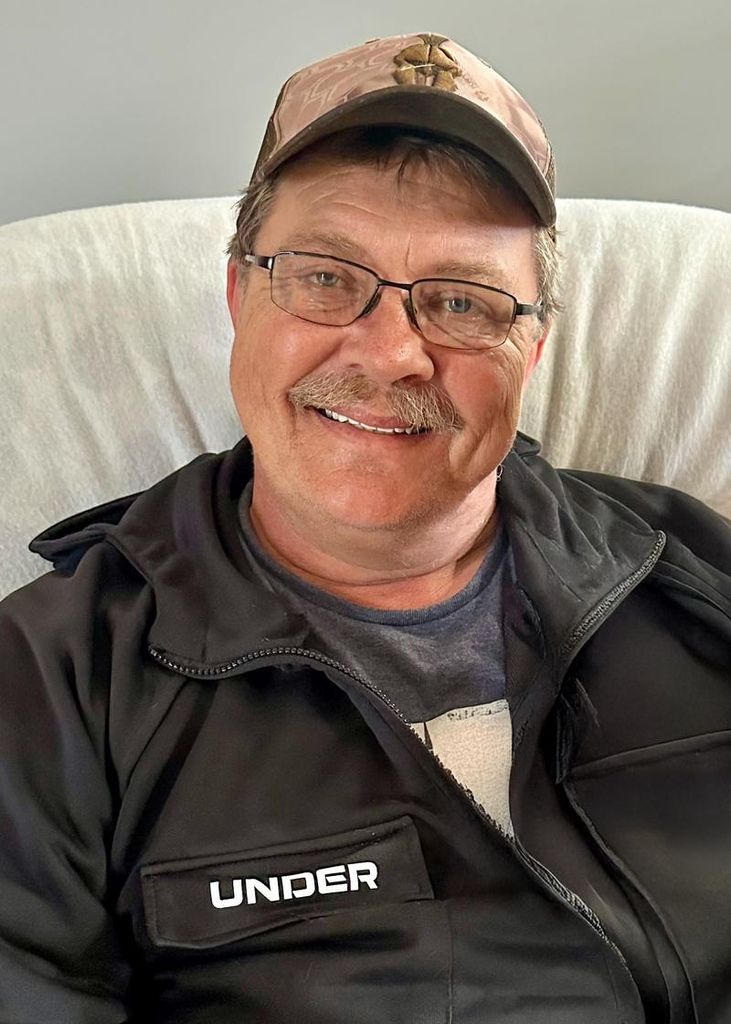Bruce Arthur Warren Profile Photo