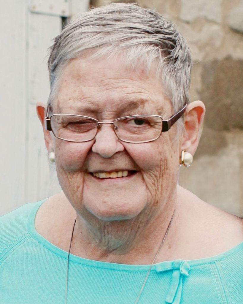 Suzanne "Suzi" Bingen
