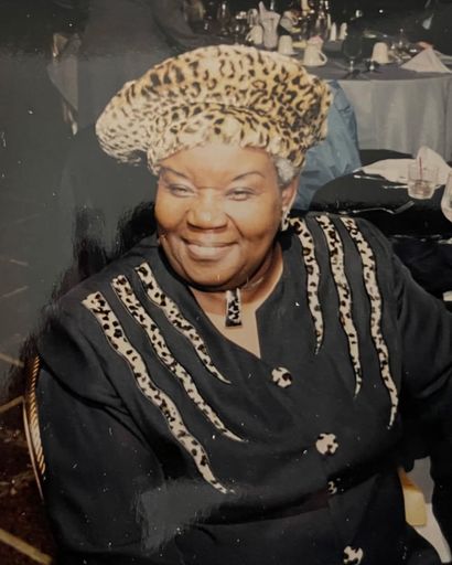 Vera Mae Robinson's obituary image