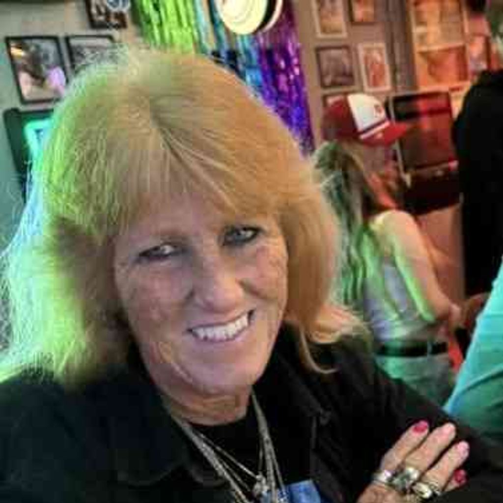 Samantha Faye Milton Profile Photo