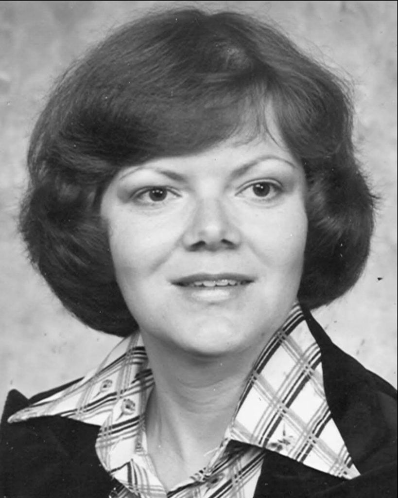 Emma Louise Slepetz Profile Photo