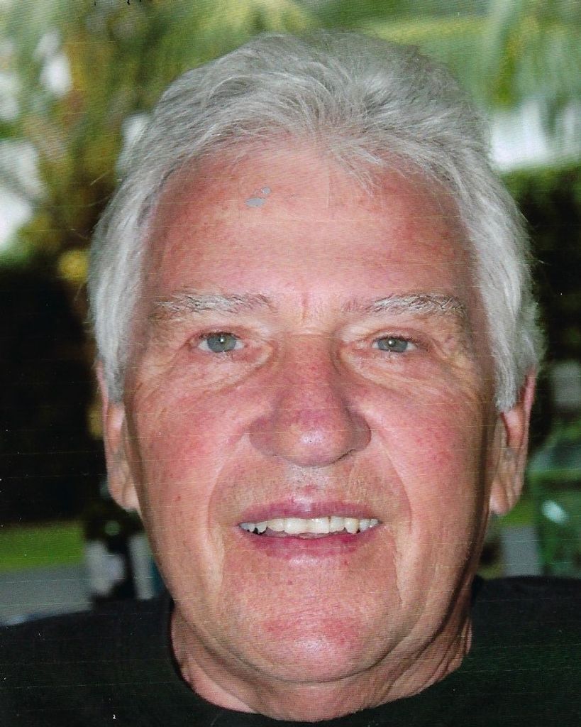 Michael Warren Profile Photo