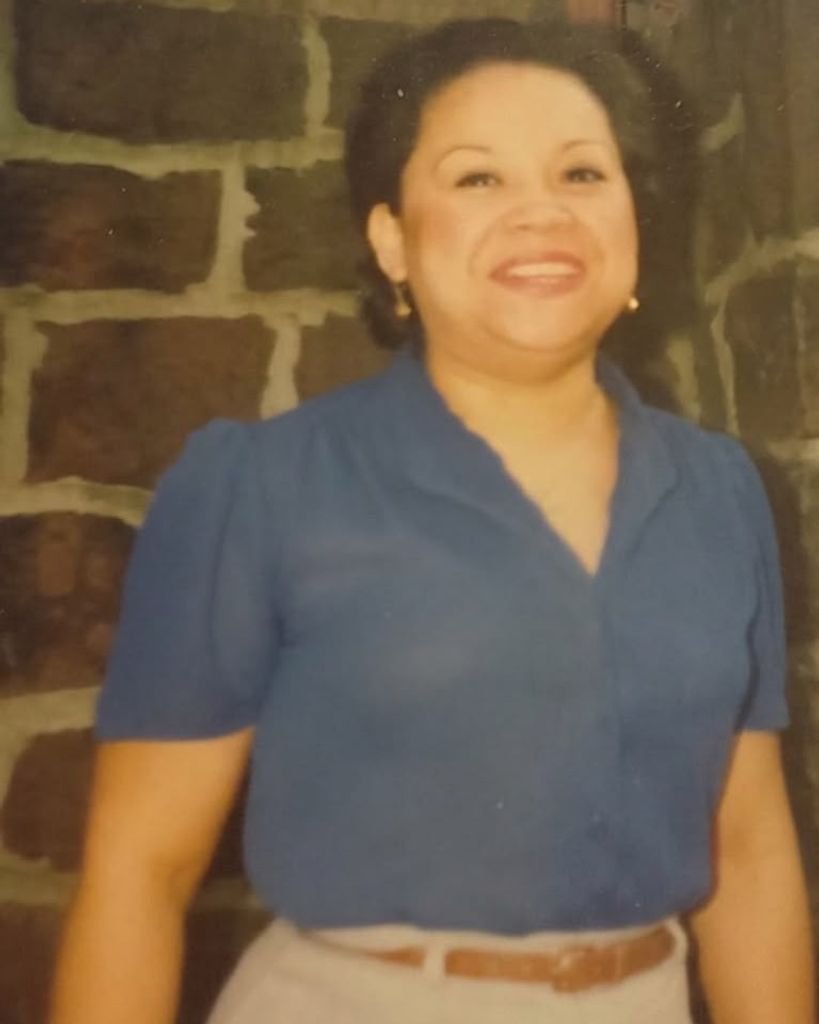 Alexis E. "Daisy Figueroa Profile Photo