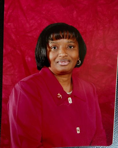 Beverly Sue Spruill Fields's obituary image