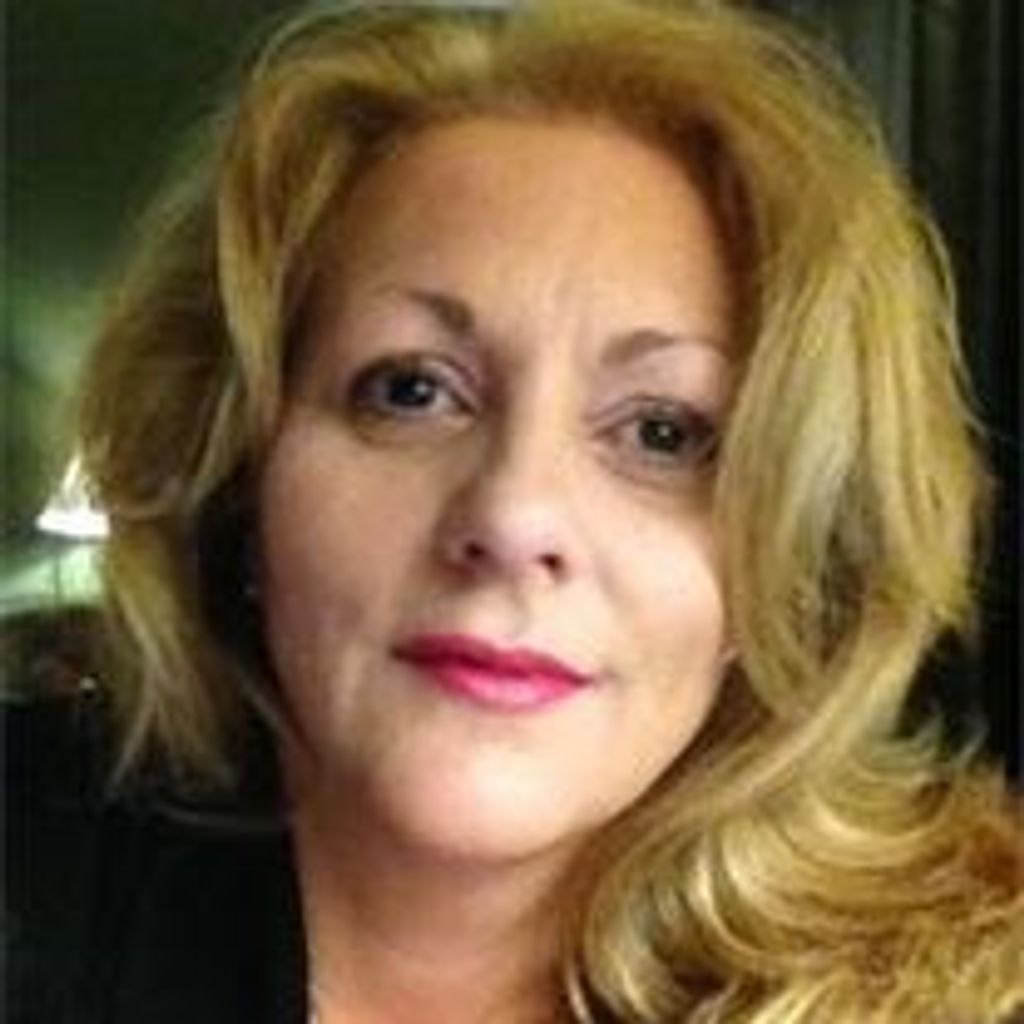 Roxane Borne