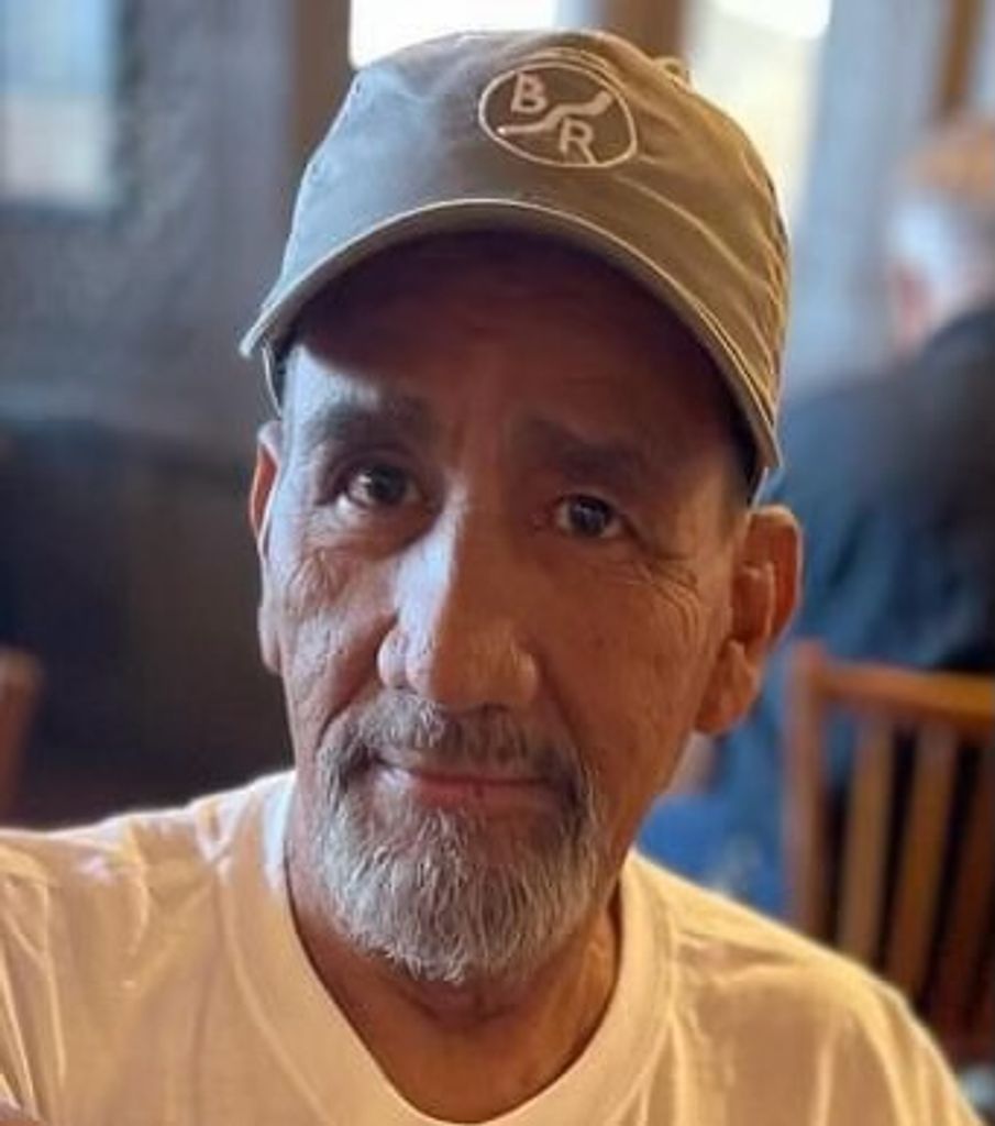Edwardo Fierro Profile Photo