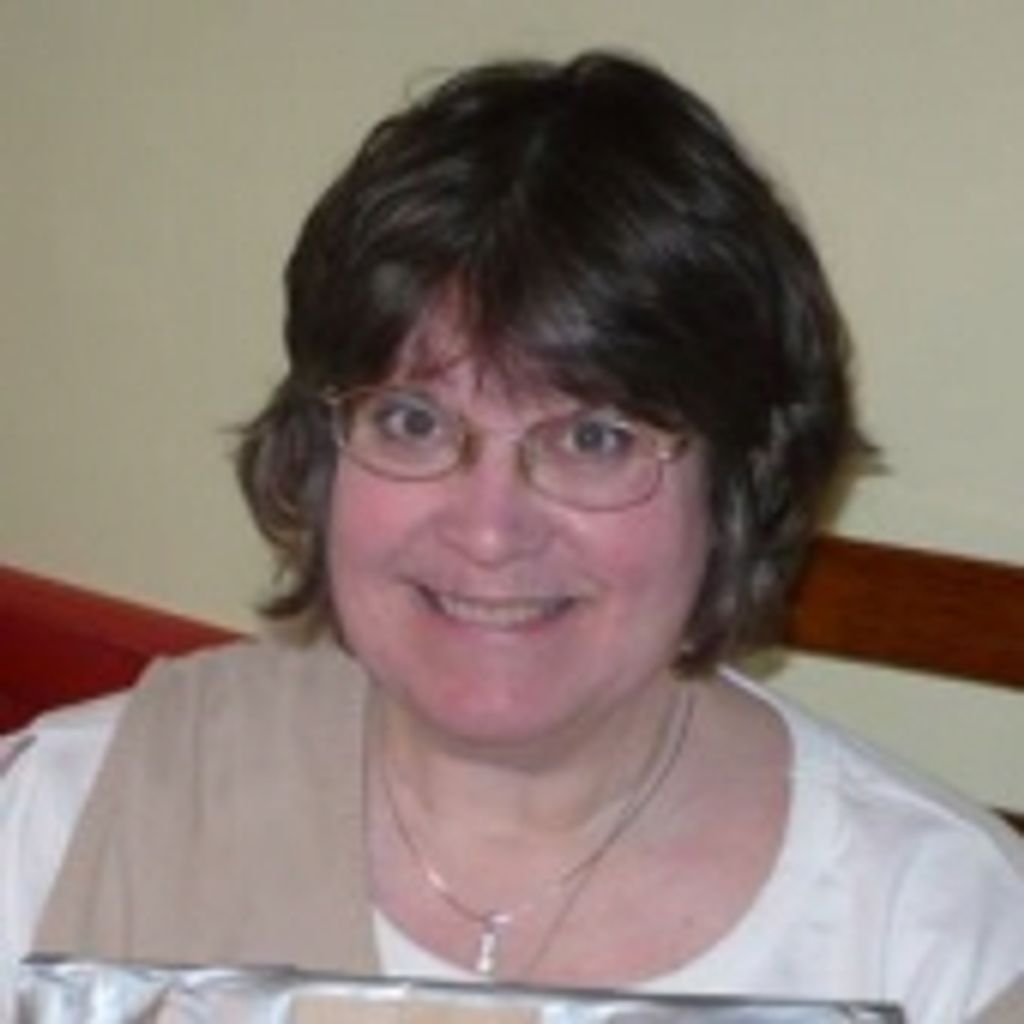 Gayle Lynne Daniell