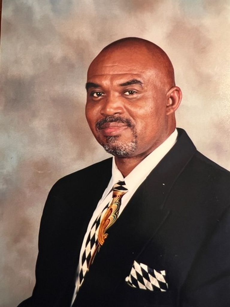 Lawrence Edward Hill Profile Photo