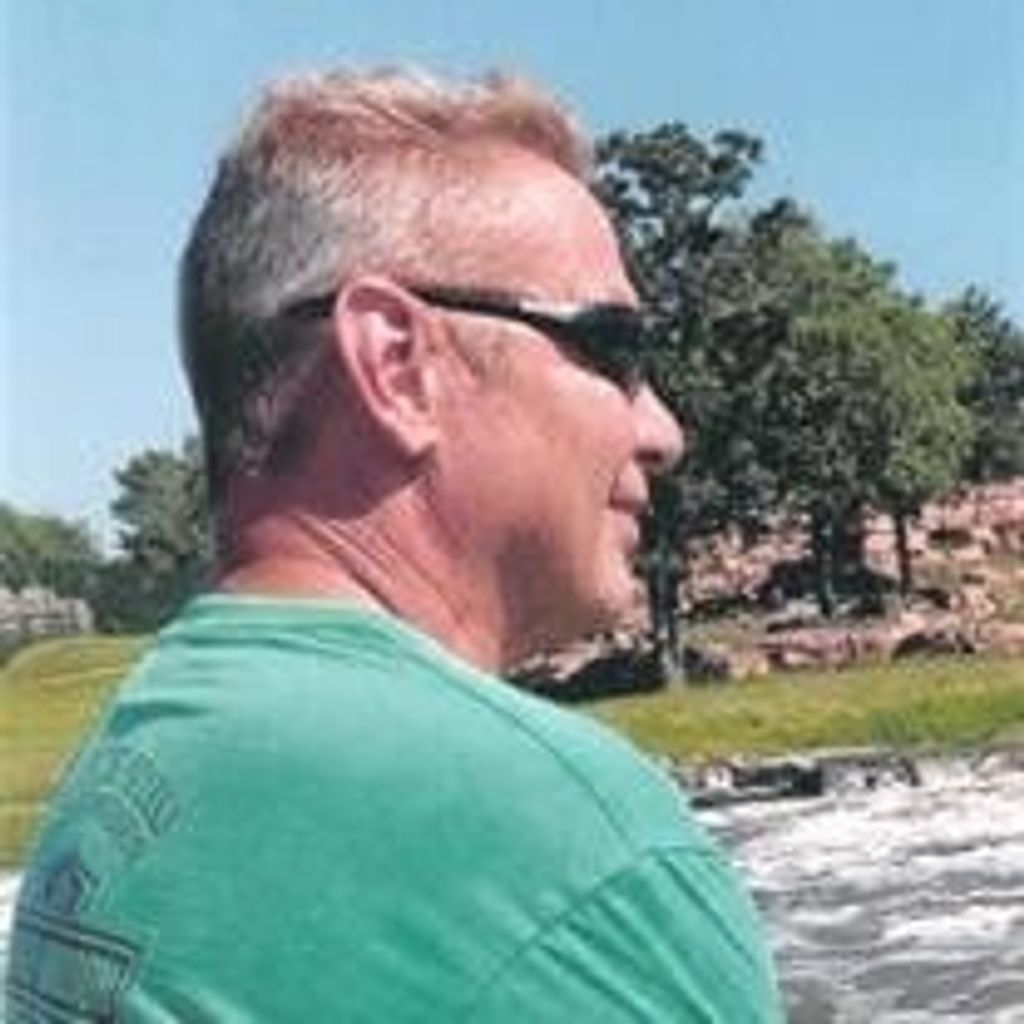 Tim Pieken Profile Photo