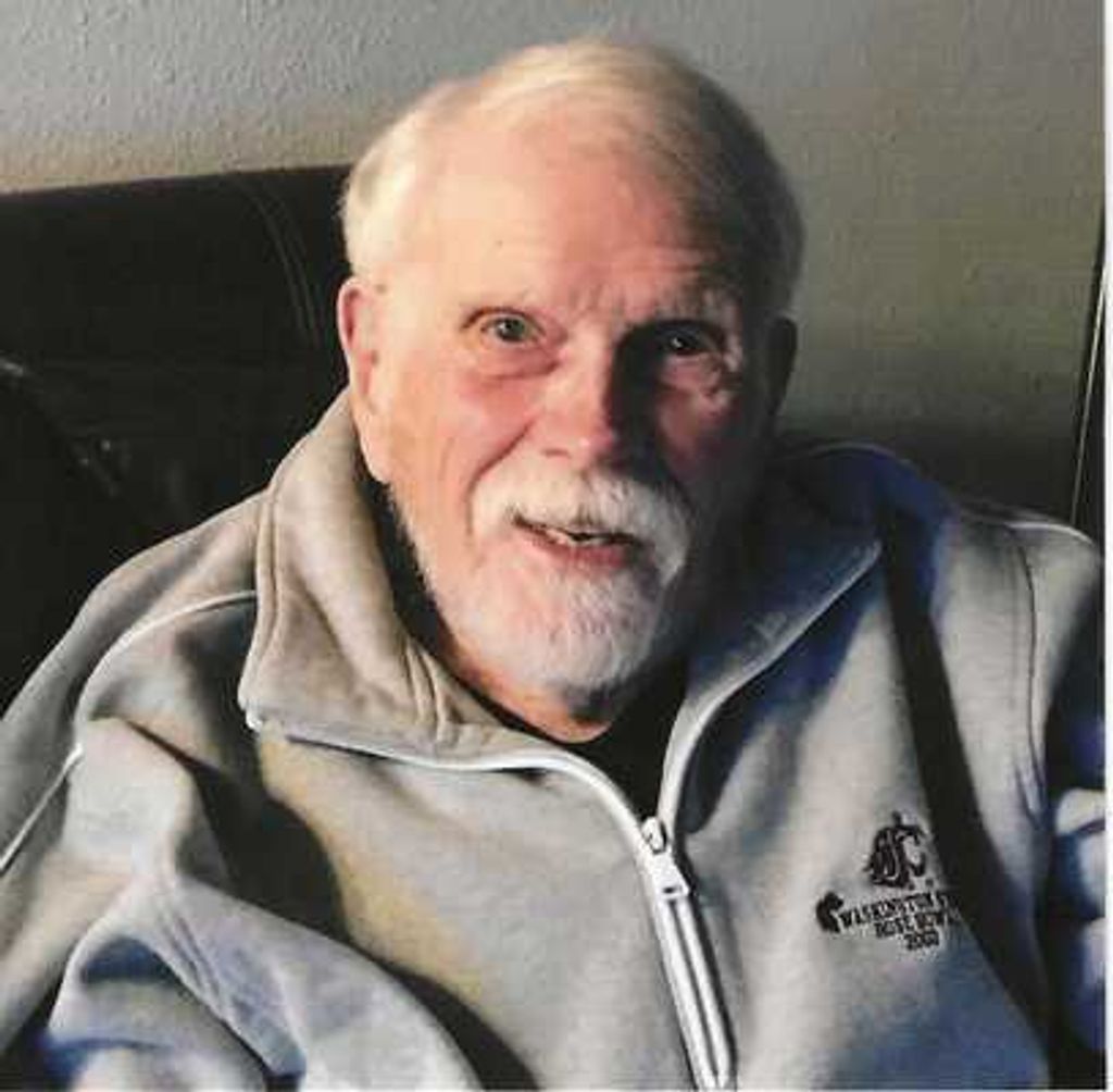 Robert "Bob" E. Allan