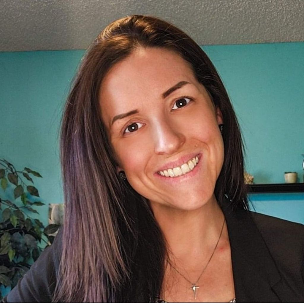 Holly E. Ottenstroer