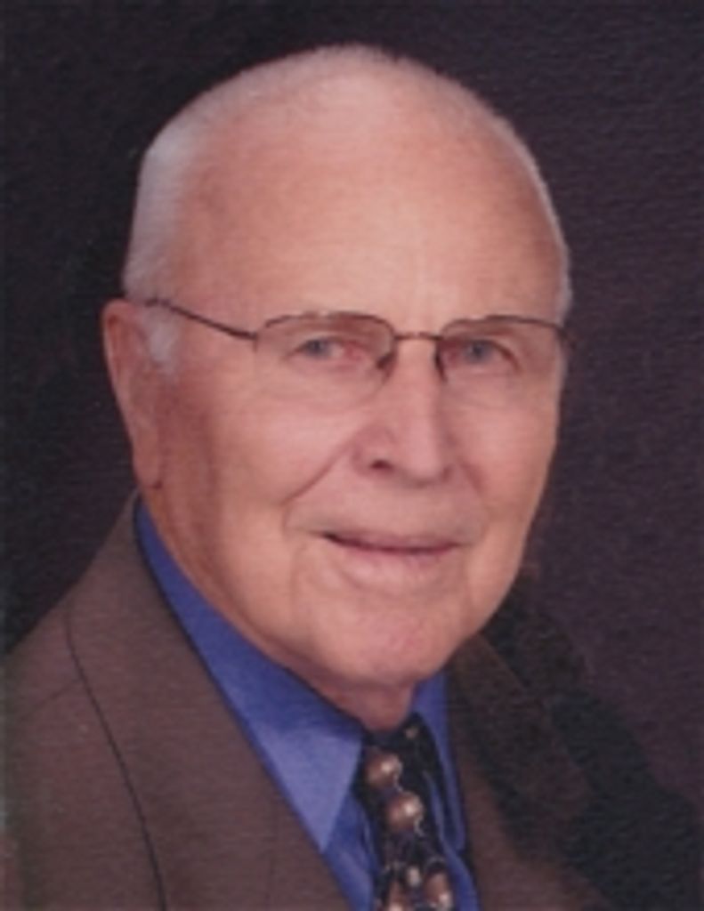 Lowell  Jennings Wadd