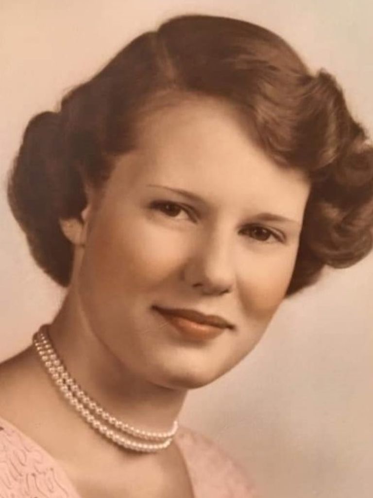 Carol Anne Larotonda Profile Photo