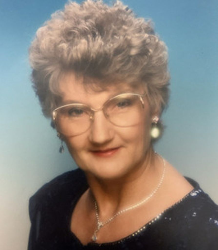 Elaine Hanson (Koprowski)
