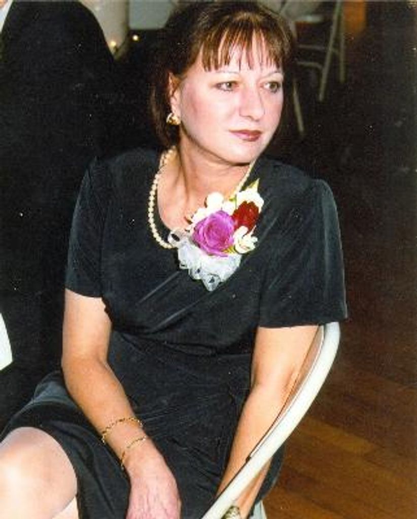 Jayne Hughes-Lurowist