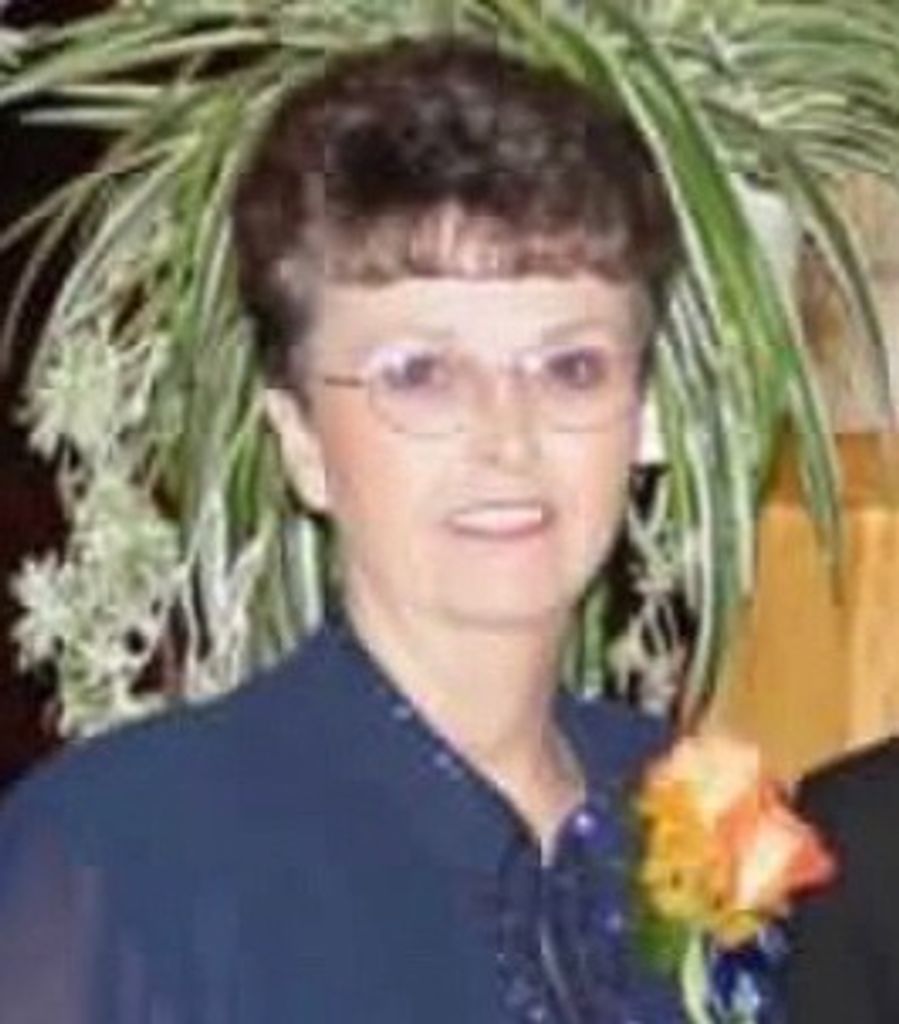 Linda Crecelius