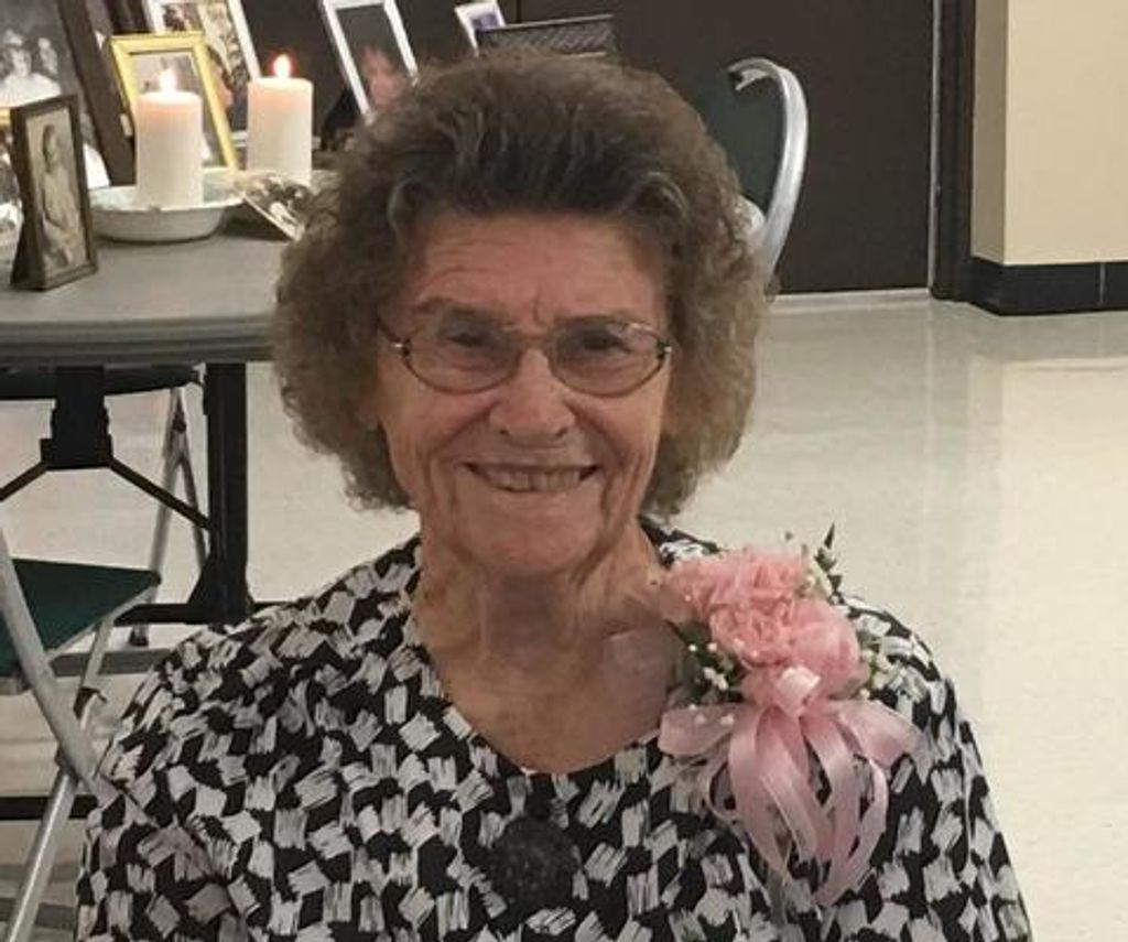 Evelyn Blackwell