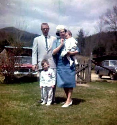 Ruth Alice Sizemore photo gallery thumbnail 17 of 50