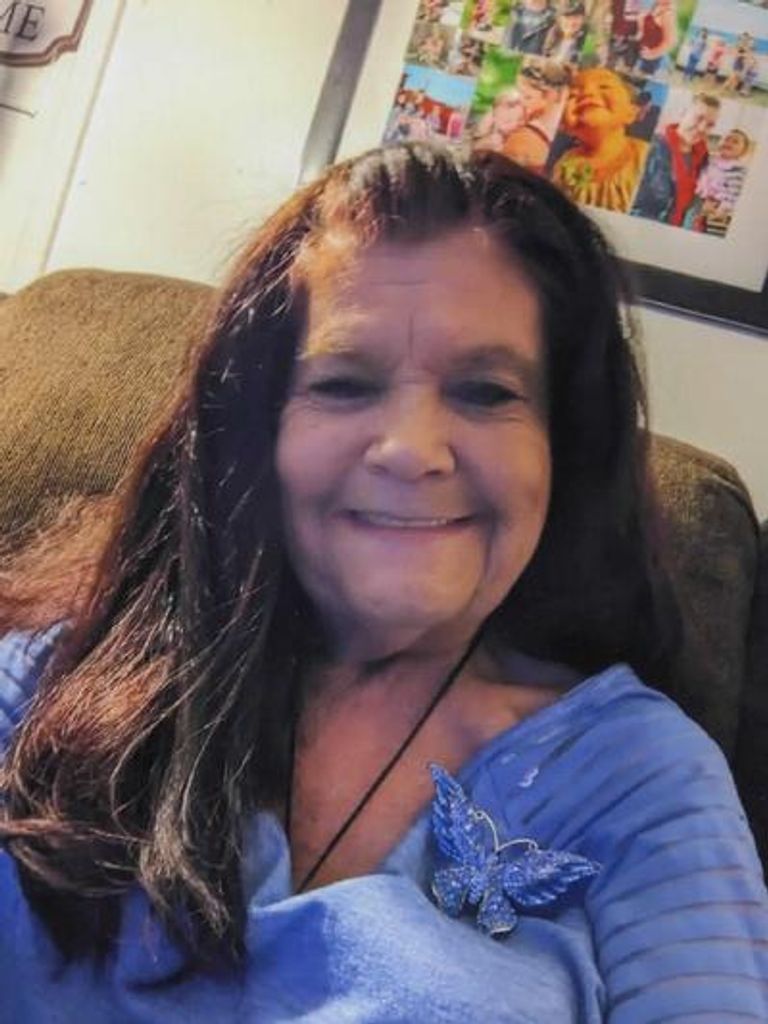 Vicki Sue Hughes Profile Photo