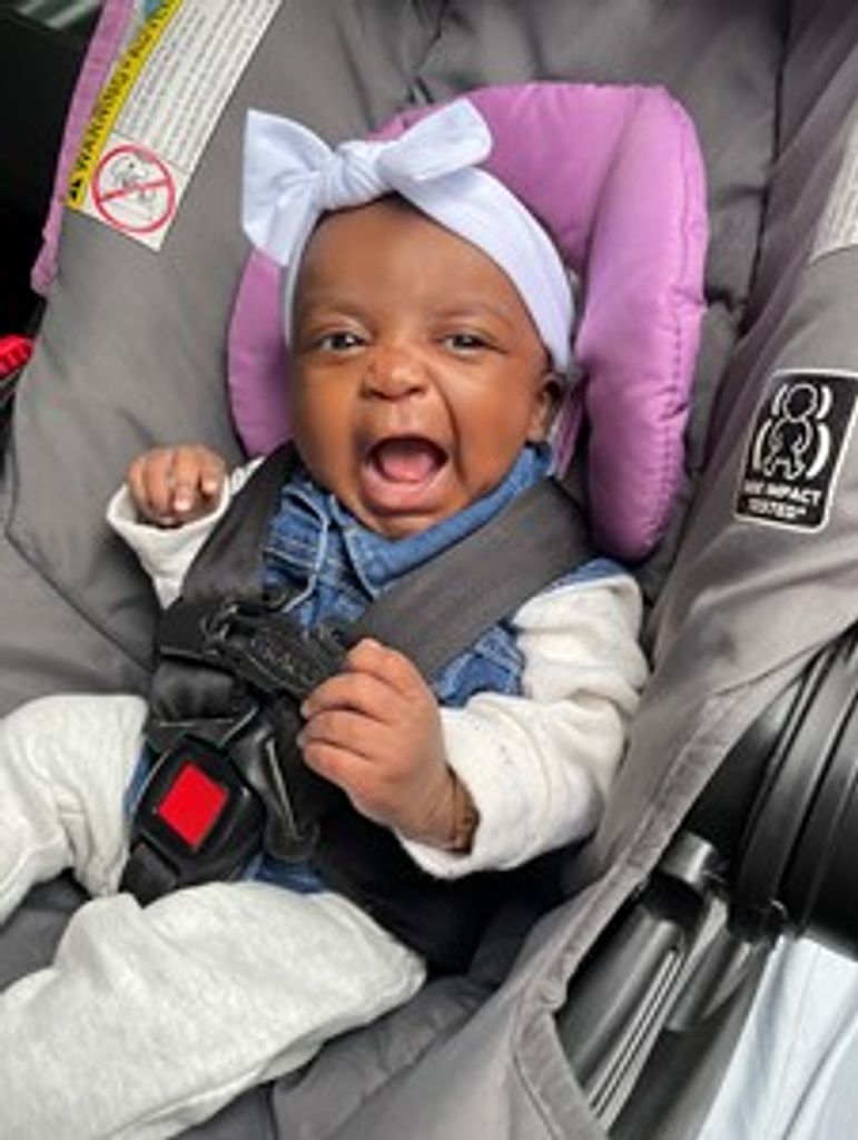 Ariana Noelle Holiday