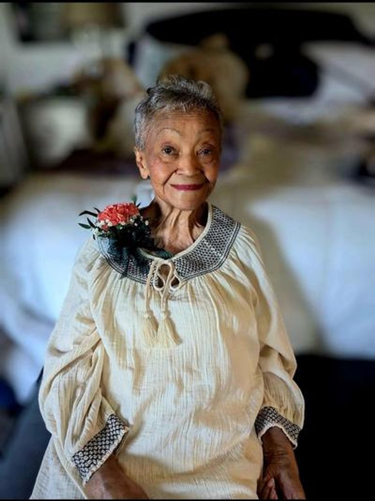 Brigida Aviles Reyes Profile Photo