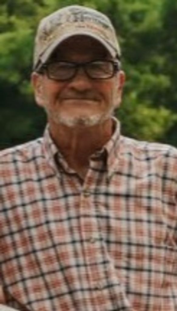 Mitchell Wade Warren Profile Photo