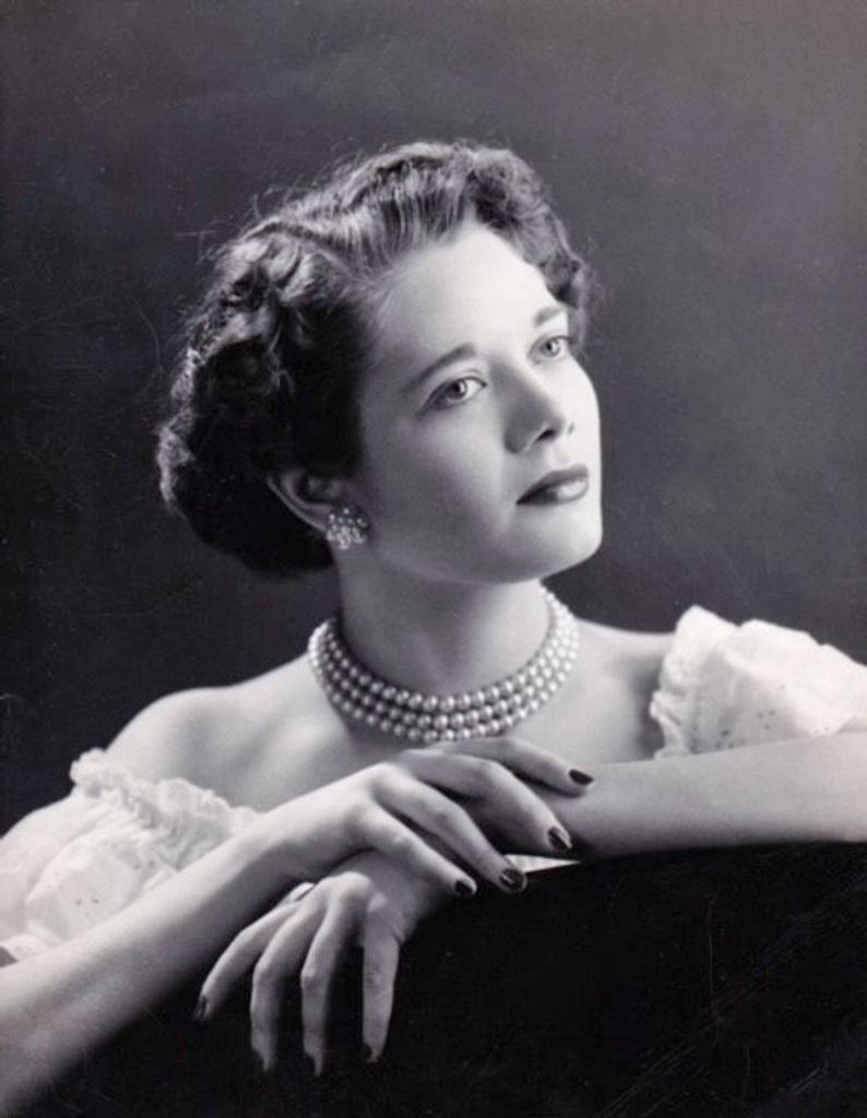 Doris Maria De Myer