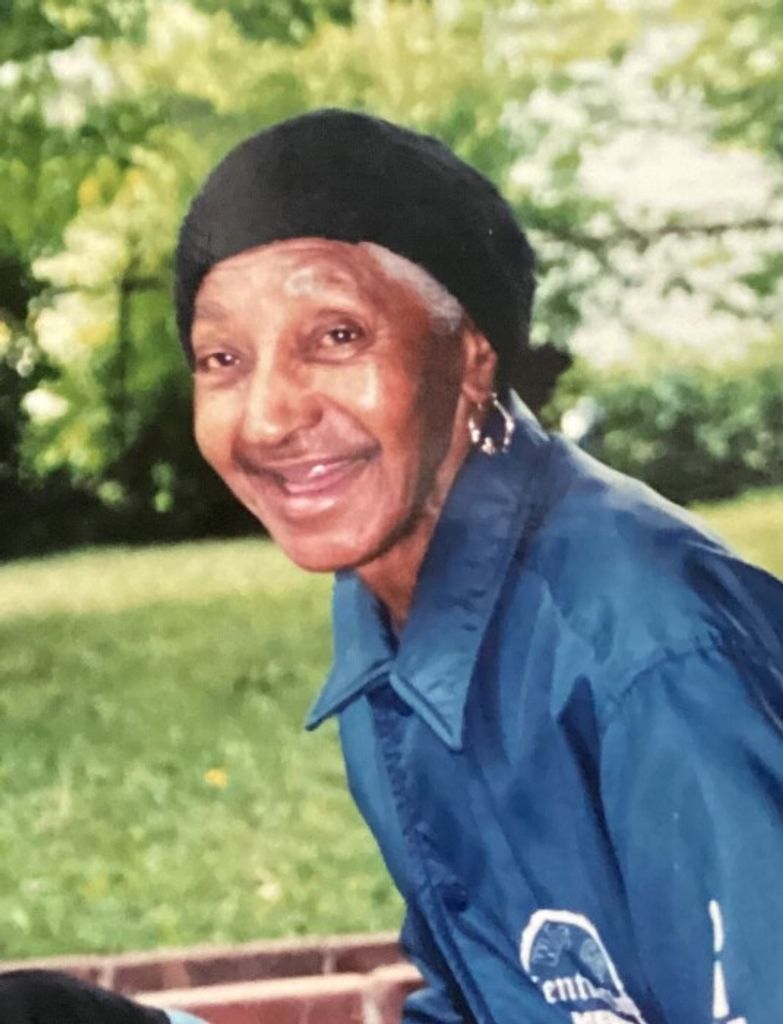 Minnie Newby Profile Photo