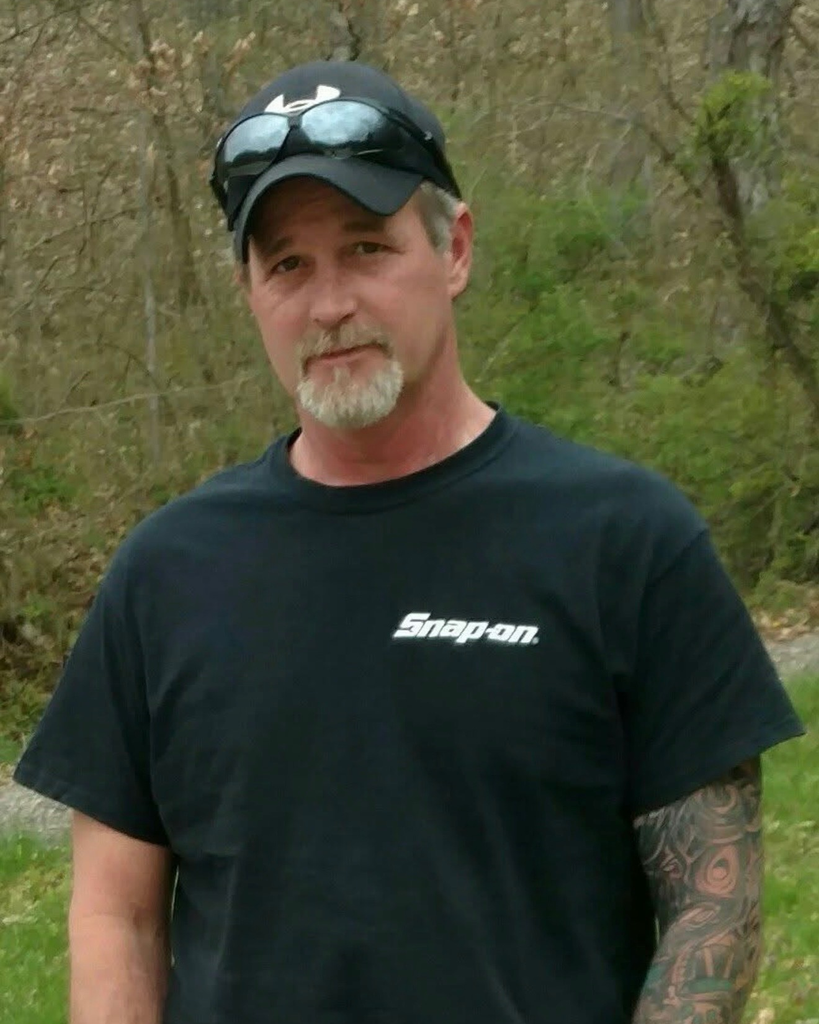 Dale "Robie" Baker Profile Photo